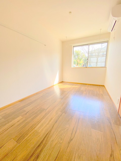 居室・リビング　★洋室6.2帖★