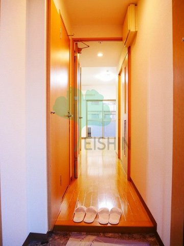 玄関　下駄箱もしっかりついてます！