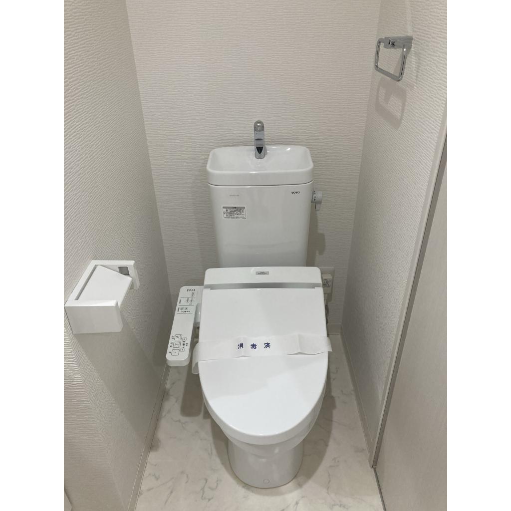 トイレ　ゆったりとした空間のトイレです