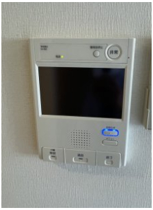 セキュリティ　TVモニター付きインターホン