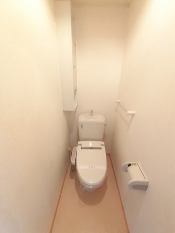 トイレ　落ち着いたトイレです