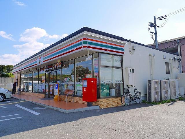コンビニ　セブンイレブン天理インター南店（コンビニ）まで534m