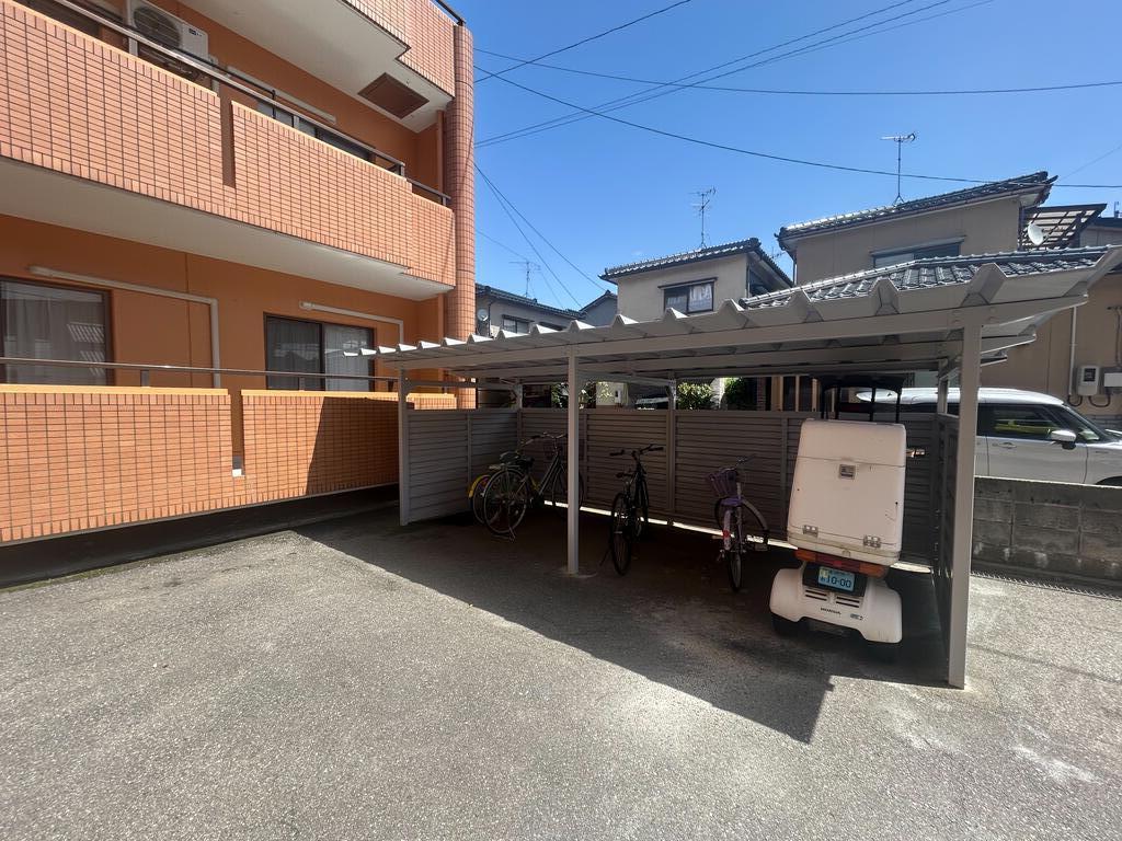 その他共有部分　自転車置き場