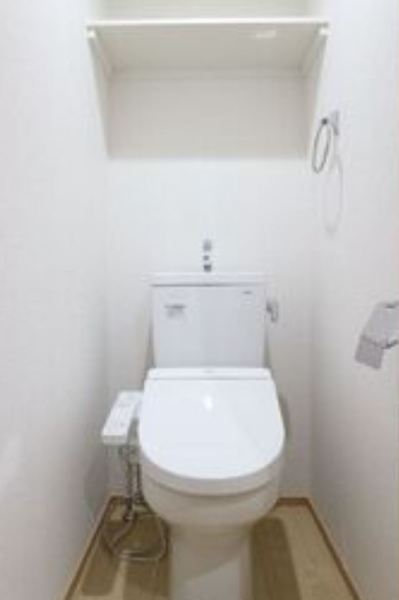 トイレ　※別部屋参考写真