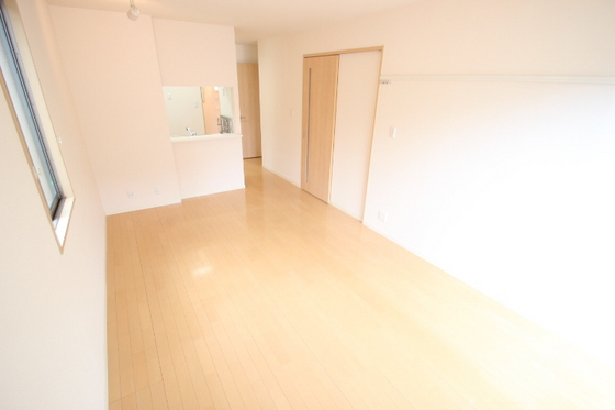 居室・リビング　※別部屋の写真です