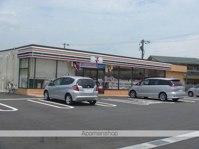 コンビニ　セブンイレブン関市市平賀店（コンビニ）まで650m