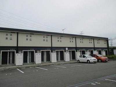 駐車場　敷地内
