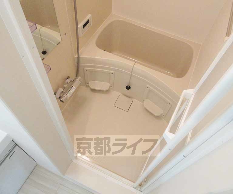 バス・シャワールーム　リラックスできるバスルーム・