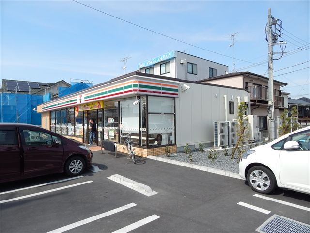 コンビニ　セブン-イレブン上尾中妻１丁目店（コンビニ）まで777m