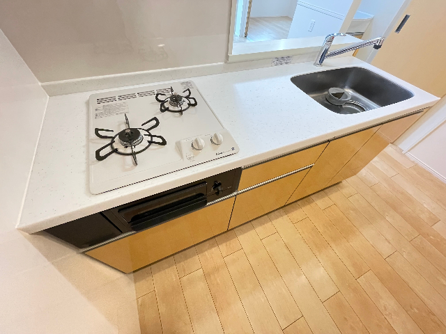 キッチン　２口コンロのシステムキッチンです