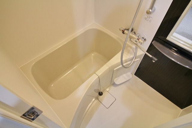 バス・シャワールーム　別部屋参考写真
