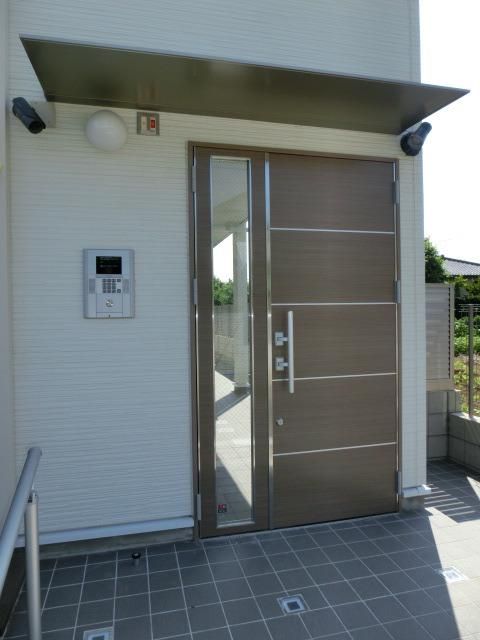 エントランス　オートロックのエントランス