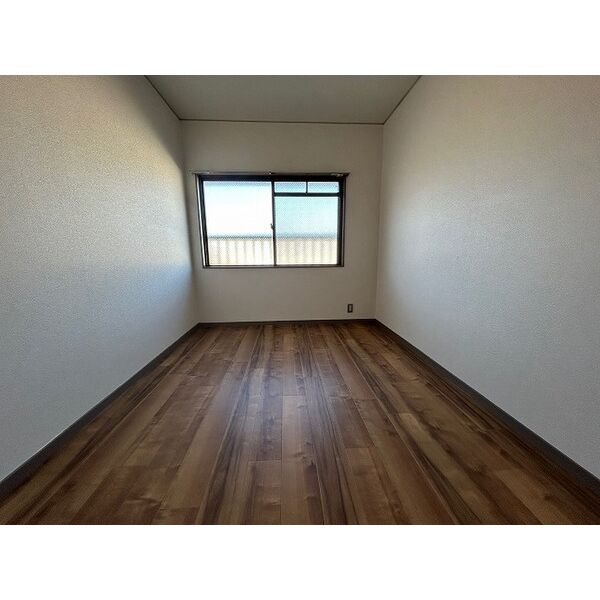 眺望　掲載写真は空室の別部屋を掲載しております。実際のお部屋と仕様