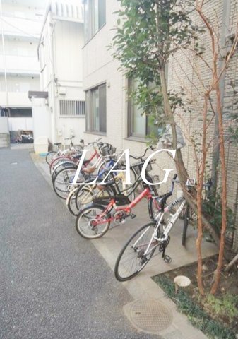 その他共有部分　駐輪場になります。