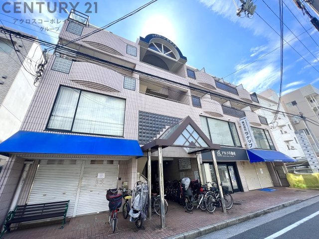 建物外観　最寄り駅まで徒歩2分の物件です！