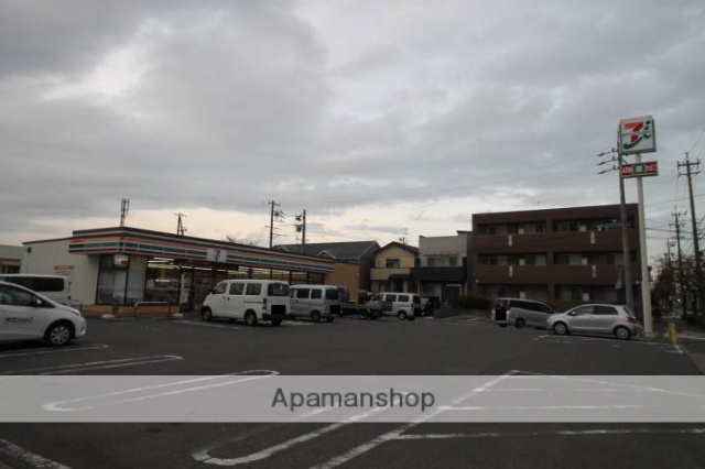 コンビニ　セブンイレブン（コンビニ）まで1743m