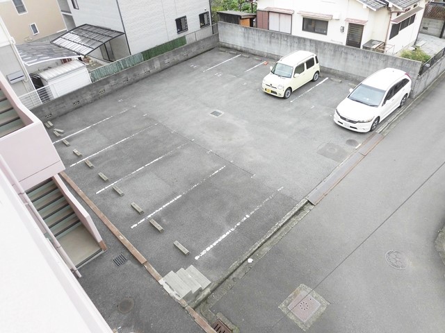 駐車場　駐車スペースです☆