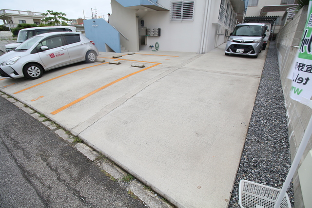 駐車場　☆駐車場☆