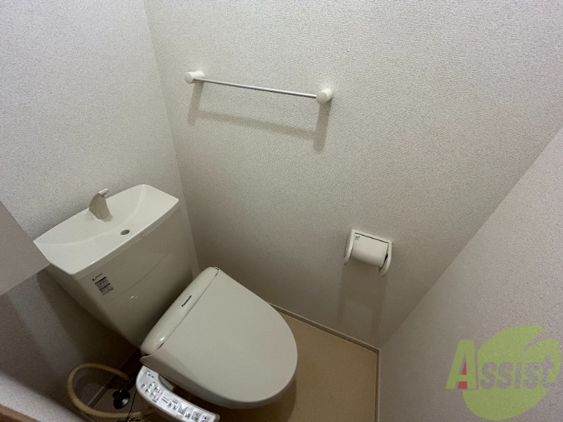 トイレ　トイレは清潔感があり安心して使用できそうです。