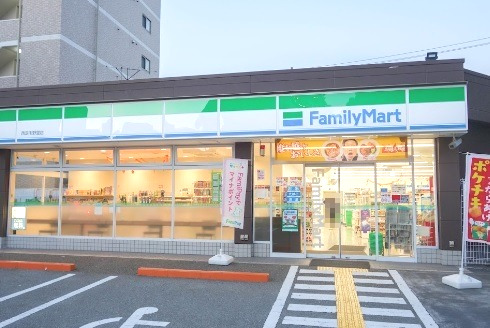 コンビニ　ファミリーマート 西淀川野里店（コンビニ）まで291m
