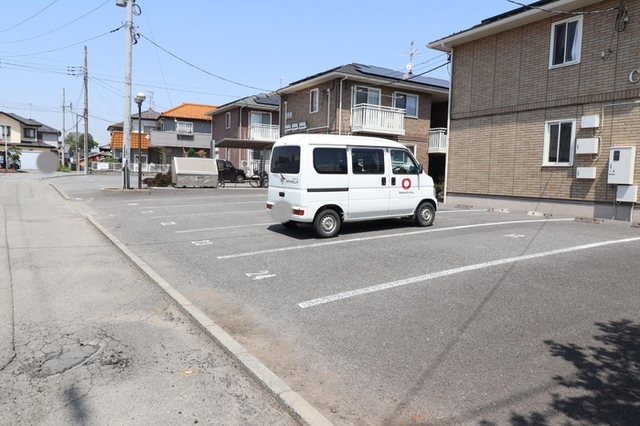 駐車場　駐車場