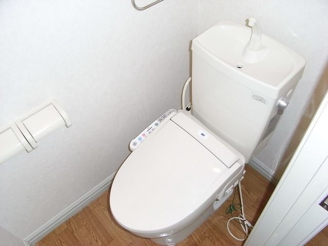トイレ　トイレ