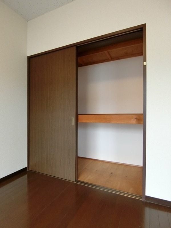 収納　図面と現状に相違がある場合には現状を優先