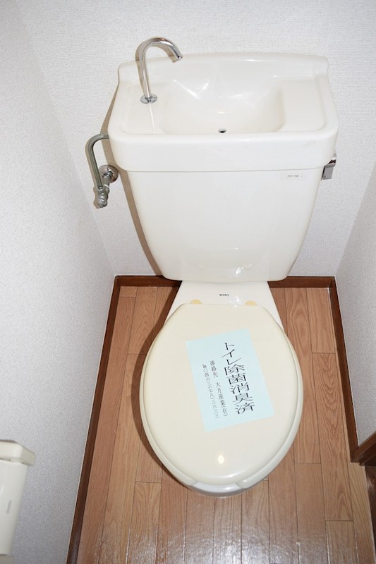 トイレ　別部屋参照