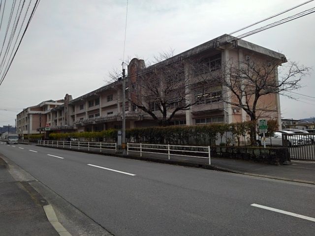 小学校　日田市立　光岡小学校（小学校）まで630m