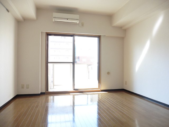 居室・リビング　居室※別部屋参考写真
