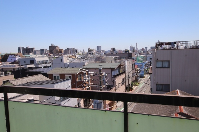 眺望　玄関前風景