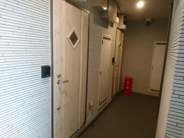 エントランス　エントランス部分
