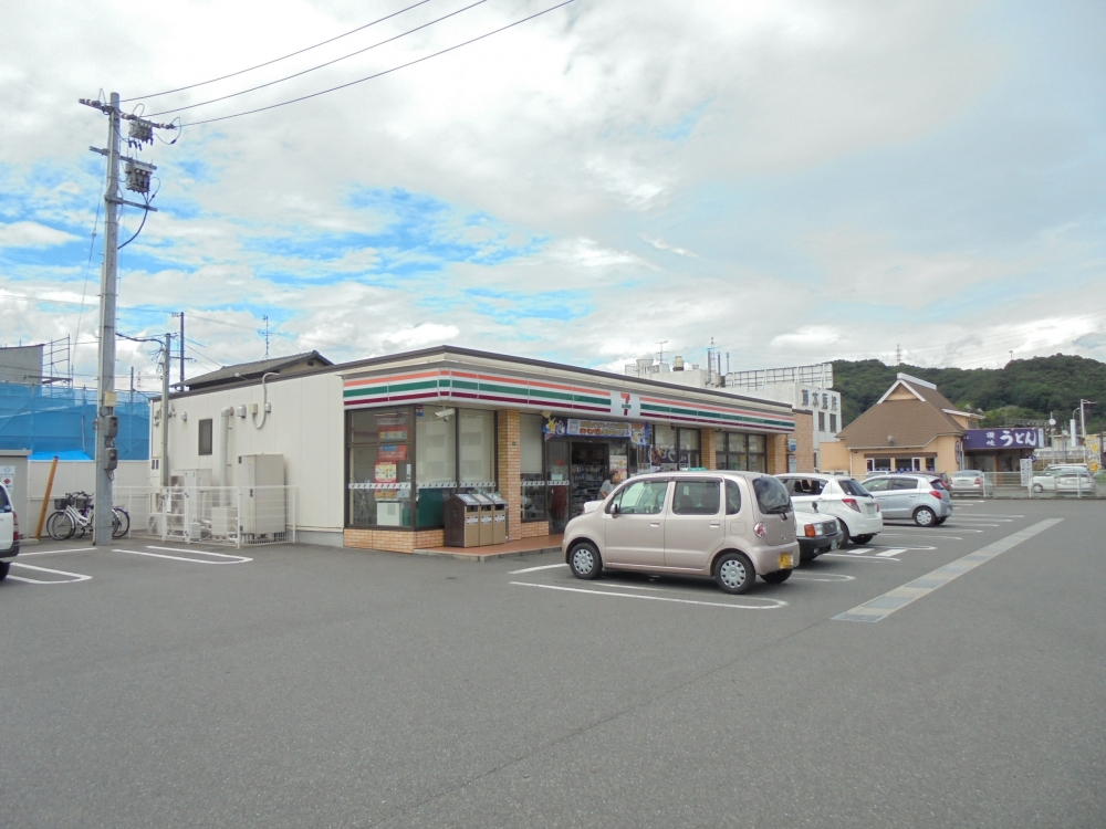 コンビニ　セブンイレブン　福山大門１丁目店（コンビニ）まで821m
