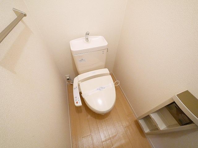 トイレ　ゆったりとした空間のトイレです
