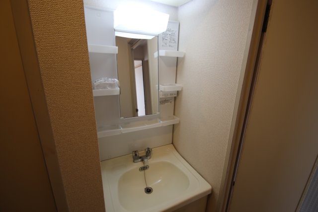 洗面設備　別室の参考写真です。※現況優先