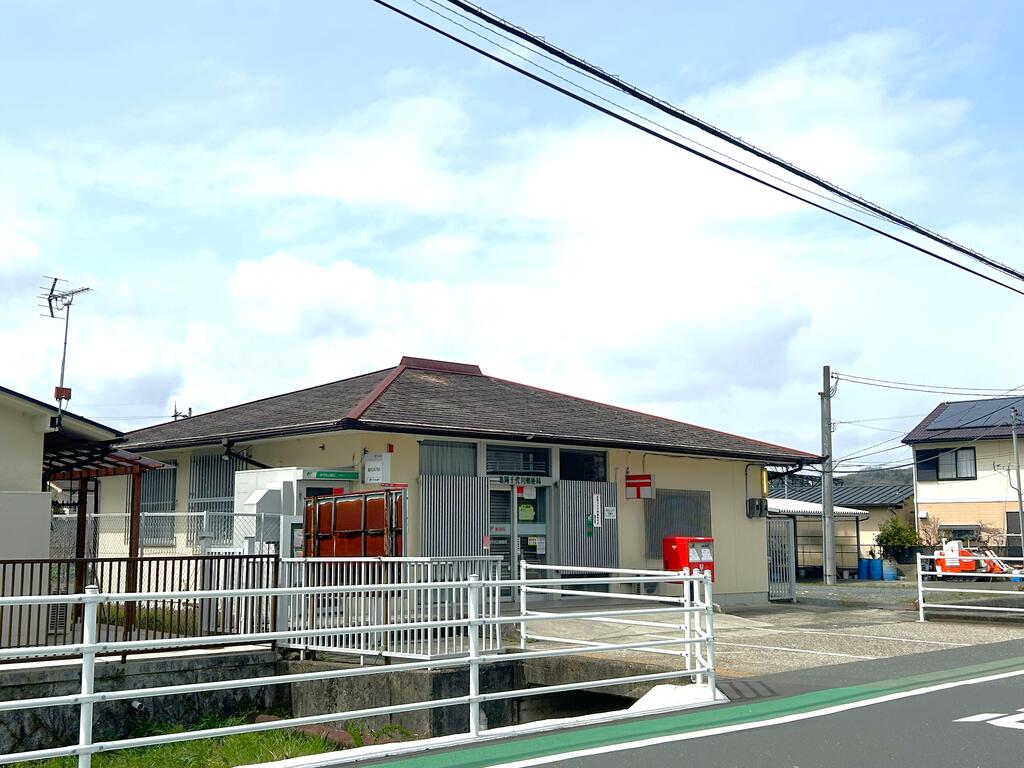 郵便局　亀岡千代川郵便局（郵便局）まで1083m