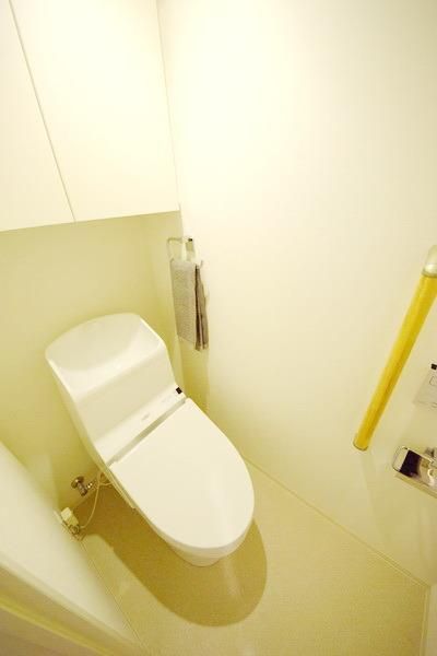 トイレ　家具はイメージです
