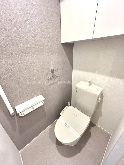 トイレ　※写真は別部屋のものです。（参考）