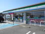 コンビニ　ファミリーマート和歌山小雑賀店様（コンビニ）まで215m