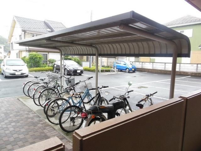 その他共有部分　★屋根付き駐輪場です★
