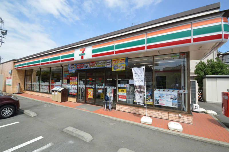コンビニ　セブンイレブン　徒歩4分（コンビニ）まで290m