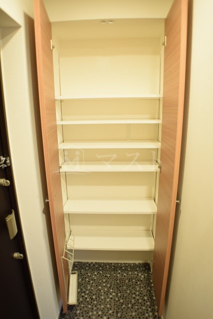 その他　※お部屋によりカラーが違います。