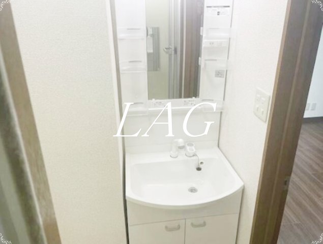 洗面設備　洗面台です。
