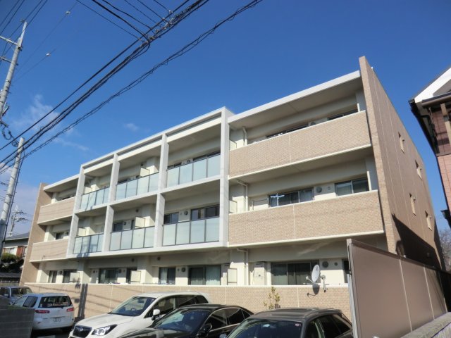 建物外観　オートロック付きで安心です♪