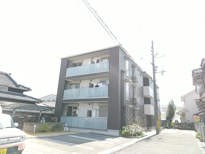 建物外観　外観は落ち着いています