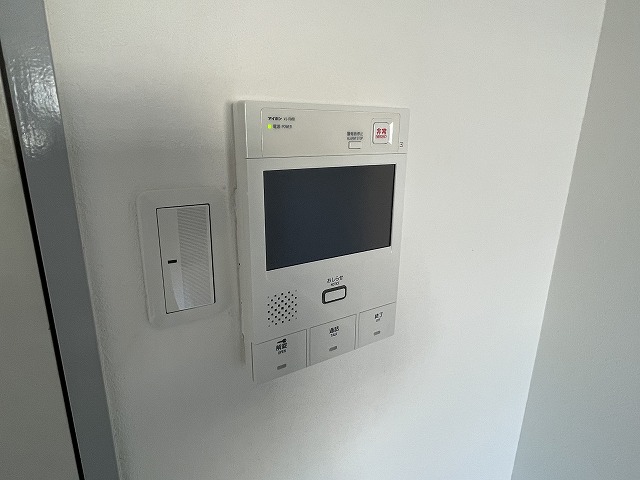 セキュリティ　ＴＶインターホン（同物件別室の写真です）