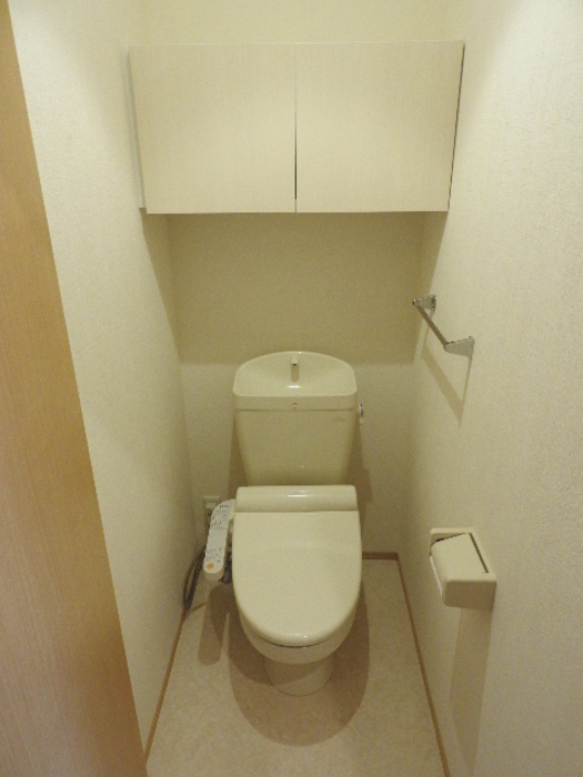 トイレ　画像は別号室。ご参考にどうぞ