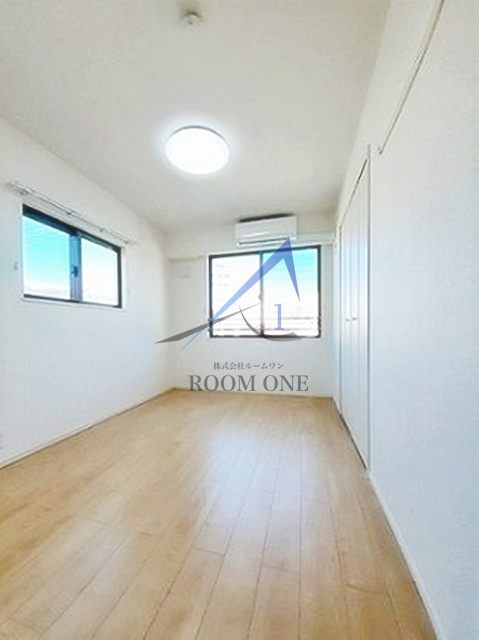 居室・リビング　洋室のお部屋です。