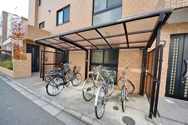 駐車場　★駐輪スペース★
