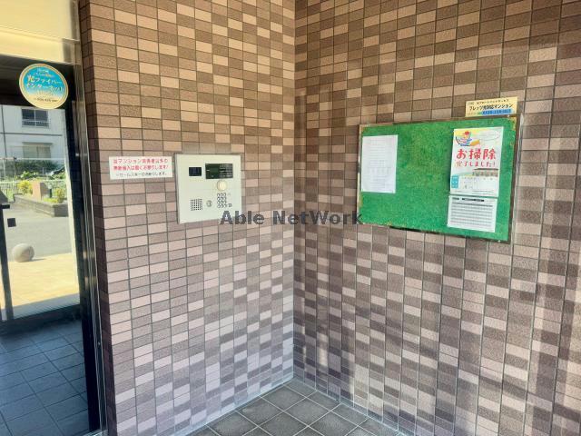 エントランス　エントランス部分